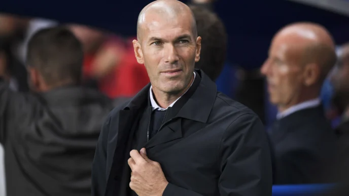 Zidane tem acordo encaminhado para assumir a seleção francesa após a Copa de 2026