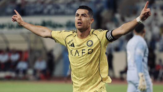 Perto do milésimo gol, Cristiano Ronaldo analisa cenário atual: "Me aproximo do fim da minha carreira"