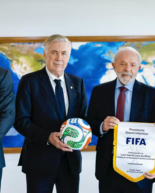 Presidente Lula revela conversa com Ancelotti sobre Neymar na copa: "É preciso saber se ele quer"