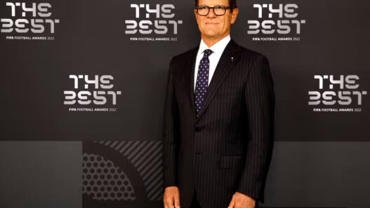 Capello mostra indignação com eliminação da Itália: "Vergonha e tragédia"