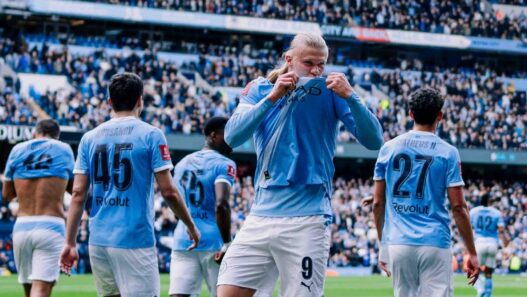 Haaland destrói o Liverpool e City avança na Copa da Inglaterra