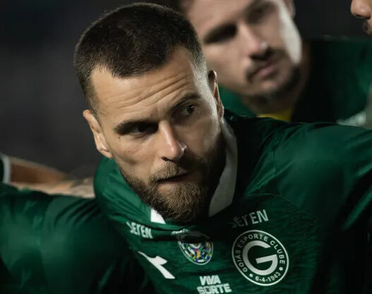 Atualmente no Goiás, Lucas Lima relembra quase acerto com o Barcelona