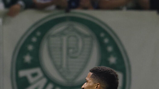 Murilo e Flaco López marcam, Palmeiras bate Sporting Cristal e lidera seu grupo na Libertadores