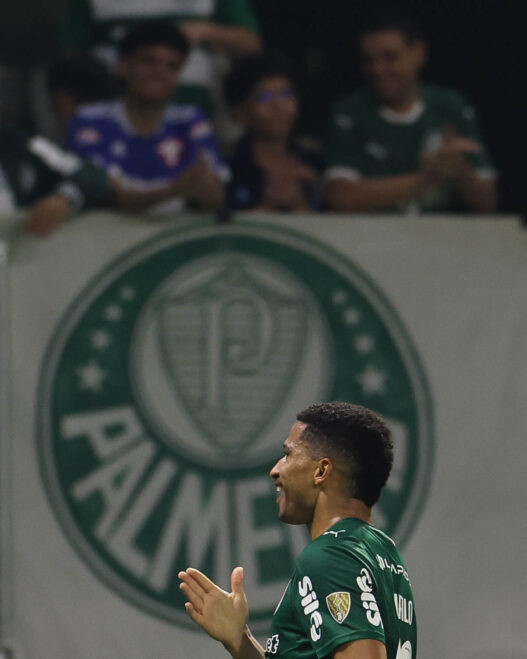 Murilo e Flaco López marcam, Palmeiras bate Sporting Cristal e lidera seu grupo na Libertadores