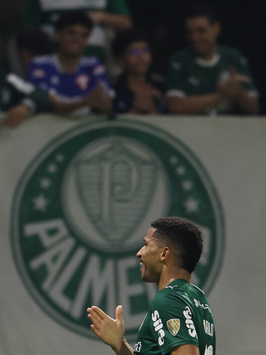 Murilo e Flaco López marcam, Palmeiras bate Sporting Cristal e lidera seu grupo na Libertadores