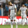 Neymar se envolve em polêmica após derrota do Santos na Vila Belmiro para o Fluminense