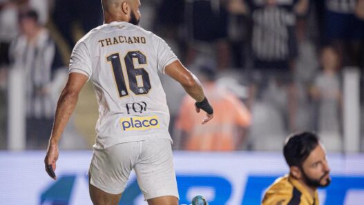 Neymar brilha com assistências e Santos bate o Remo pelo Brasileirão