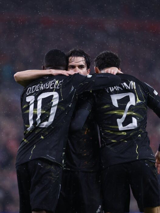 PSG volta a vencer o Liverpool e segue sonhando com bicampeonato da Champions