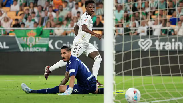 Vini Jr marca, mas Real cede empate e pode ver o Barcelona disparar na liderança