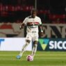 Arboleda reaparece no São Paulo e fala com a diretoria