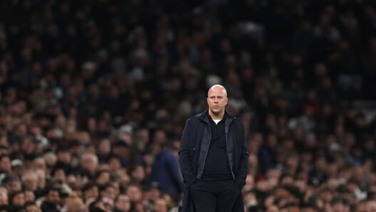 Liverpool demite Arne Slot