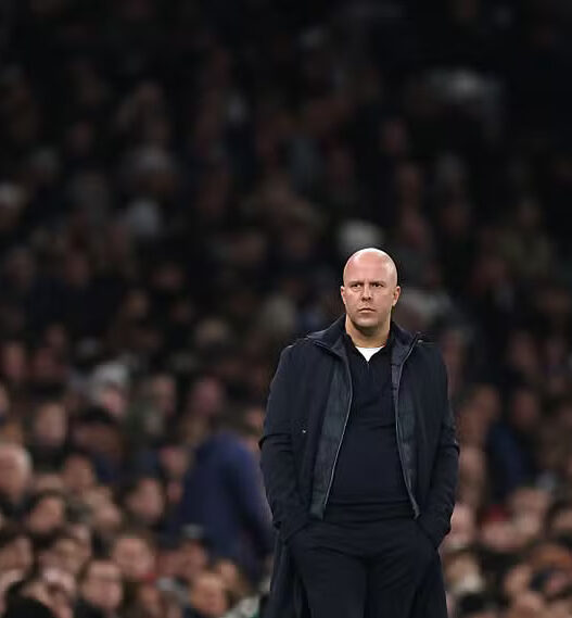 Liverpool demite Arne Slot