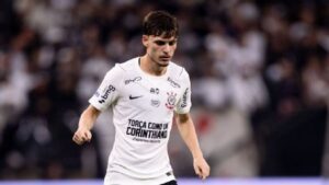 Bidon, do Corinthians, elogia Diniz e projeta próximos passos na carreira