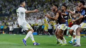 Cristiano Ronaldo faz dois gols, segue na busca pelo milésimo e Al-Nassr conquista o Campeonato Saudita