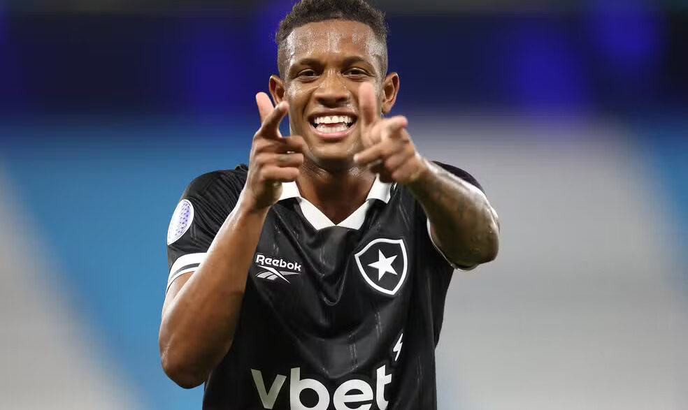 Textor critica Danilo e afirma que ele não pode forçar saída do Botafogo