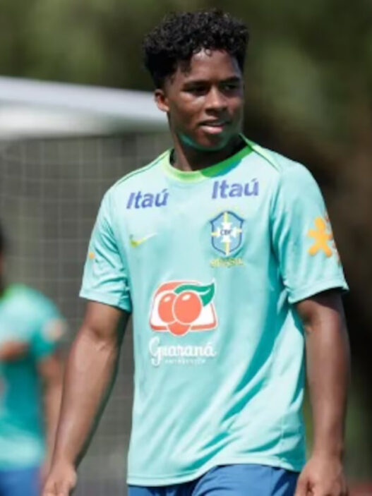 Endrick evita coro por Neymar na Copa e destaca: “A decisão passa por Ancelotti”