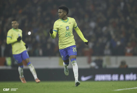 Estêvão está fora da pré-lista do Brasil e não vai à Copa do Mundo
