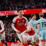 Arsenal vence e se aproxima do título da Premier League