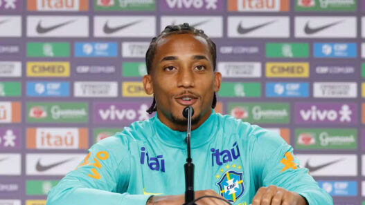 João Pedro, do Chelsea, reforça pedida por Neymar na Copa do Mundo
