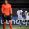 Matheus França desencanta, Vasco vence no Chile e lidera seu grupo na Sula