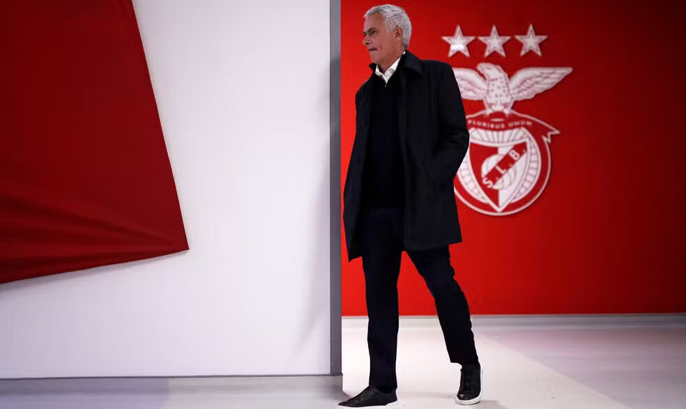Mourinho despista sobre acerto com o Real Madrid