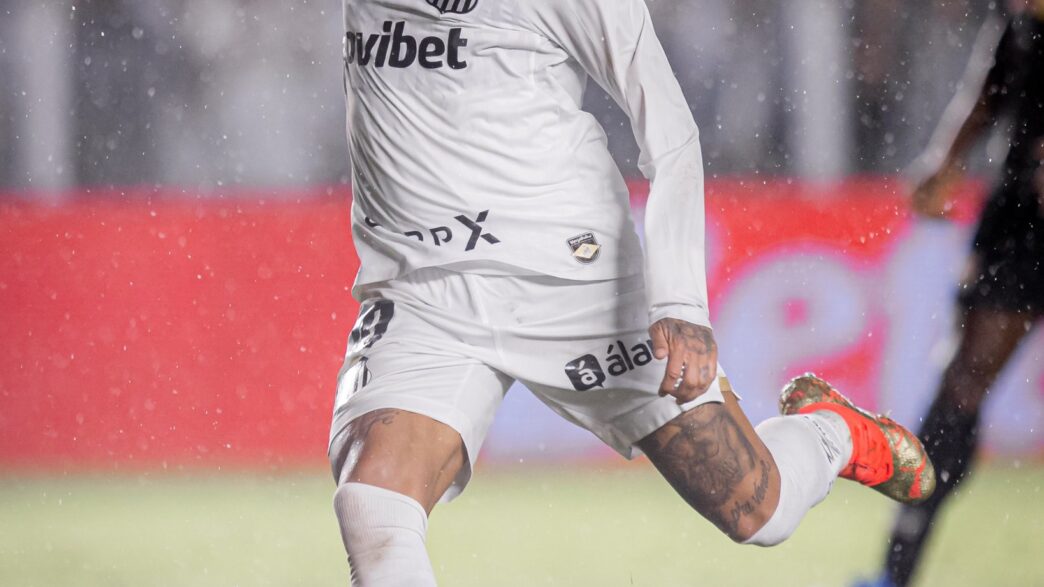 Imprensa internacional repercute atuação de Neymar contra o Bragantino: "Se recusa a desistir"