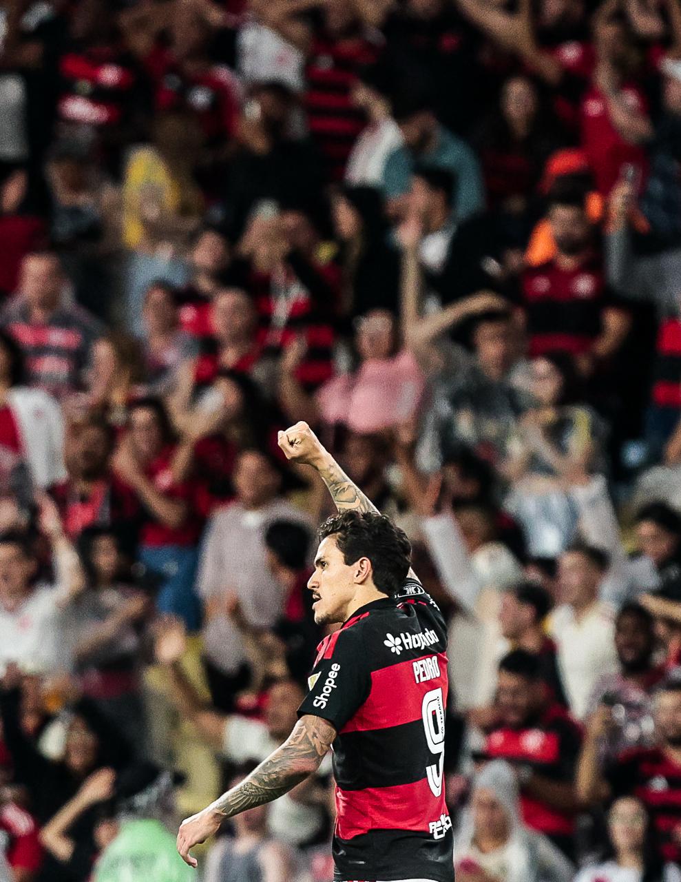 Pedro decide, Flamengo vence no Maracanã e carimba vaga nas oitavas de final da Libertadores