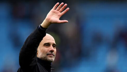 Guardiola afirma o que sucessor no City precisa: "Seja você mesmo, copiar e colar não funciona"
