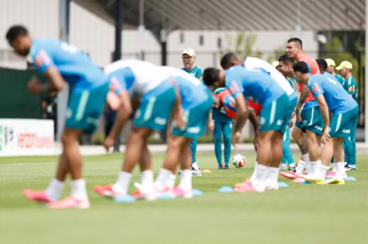 Raphinha de "9" e mais jogadores no meio de campo; veja provável Brasil para encarar Marrocos