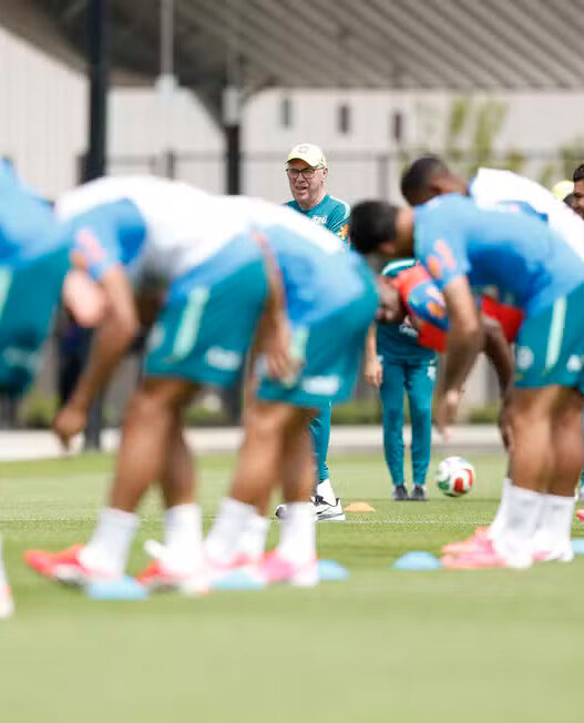 Raphinha de "9" e mais jogadores no meio de campo; veja provável Brasil para encarar Marrocos
