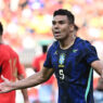 "Era para mim? Não vi", leitura labial revela conversa entre Casemiro e Marquinhos no jogo do Brasil