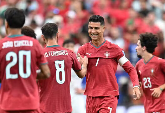 Cristiano Ronaldo brilha, entra para a história das Copas e Portugal detona Uzbequistão