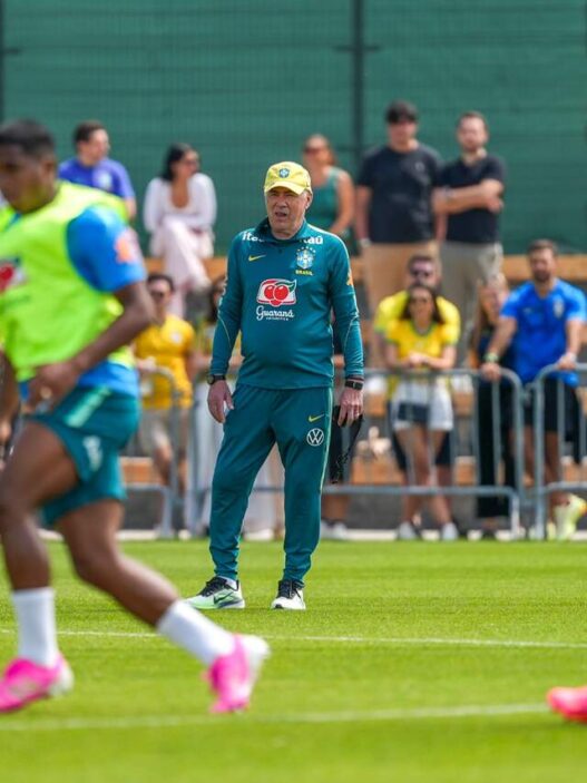Endrick é elogiado por Ancelotti, mas técnico pede calma com o atacante: "Temos que esperar um pouco"
