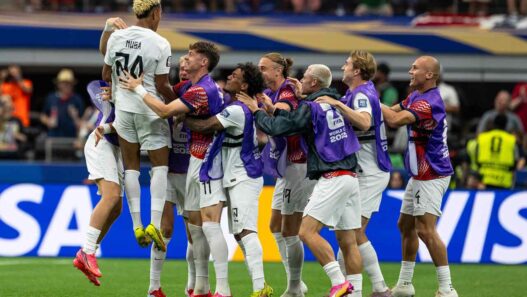 Haaland decide, Noruega bate a Costa do Marfim e será adversário do Brasil nas quartas de final