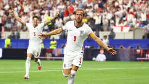 Kane brilha, Inglaterra joga bem e vence a Croácia no melhor jogo da Copa