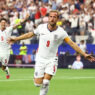 Kane brilha, Inglaterra joga bem e vence a Croácia no melhor jogo da Copa