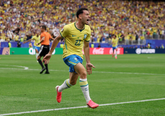 Martinelli brilha, Brasil vira jogo sensacional contra o Japão e está nas oitavas de final
