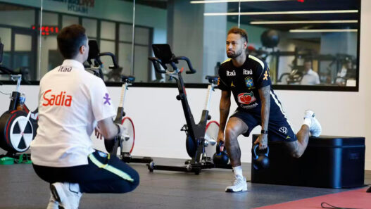 Neymar apresenta evolução, mas jogo contra Marrocos não deve ter presença do craque