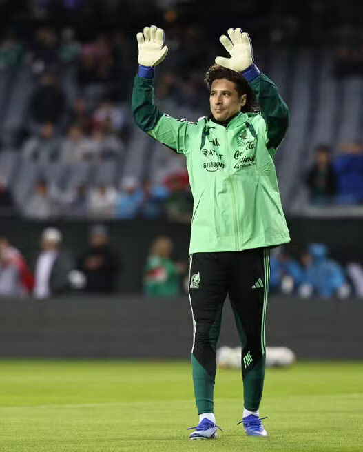 Ochoa puxa a lista de convocados do México para a Copa