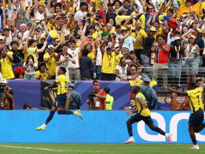 Plata decide, Equador bate a Alemanha e avança na Copa do Mundo