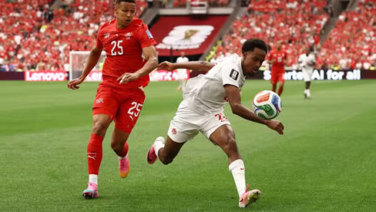 Suíça vence o Canadá e passa em primeiro no Grupo B
