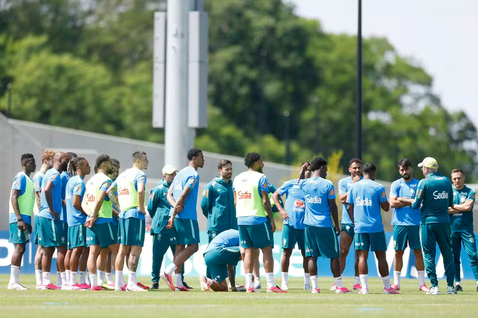 Provável Brasil na estreia da Copa conta com Matheus Cunha e Paquetá juntos; veja a escalação