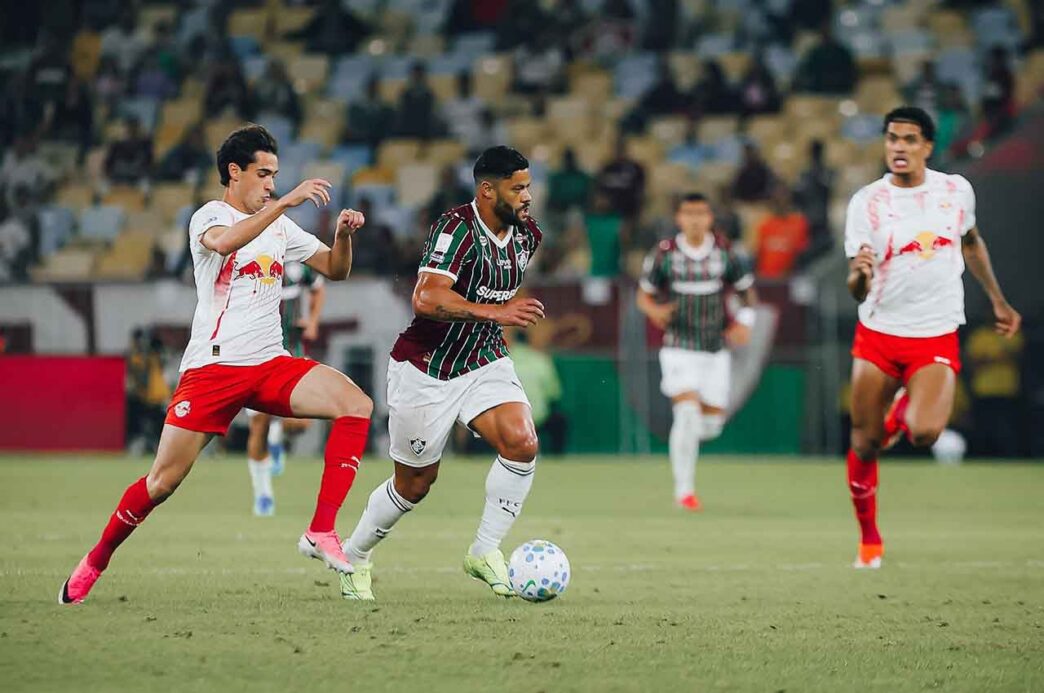 Em jogo marcado por expulsões, Fluminense e Bragantino empatam no Maracanã