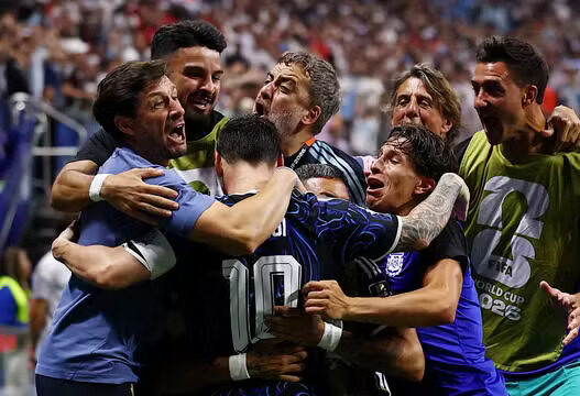 Messi chama a responsabilidade, Argentina vira jogo sensacional e fará final da Copa contra a Espanha