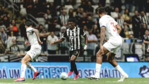 Atlético MG e Bahia empatam em grande jogo na Arena MRV