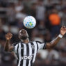 Botafogo rescinde contrato com defensor campeão da Libertadores