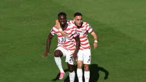 Estados Unidos batem a Bósnia e reeditam duelo contra a Bélgica nas oitavas de final
