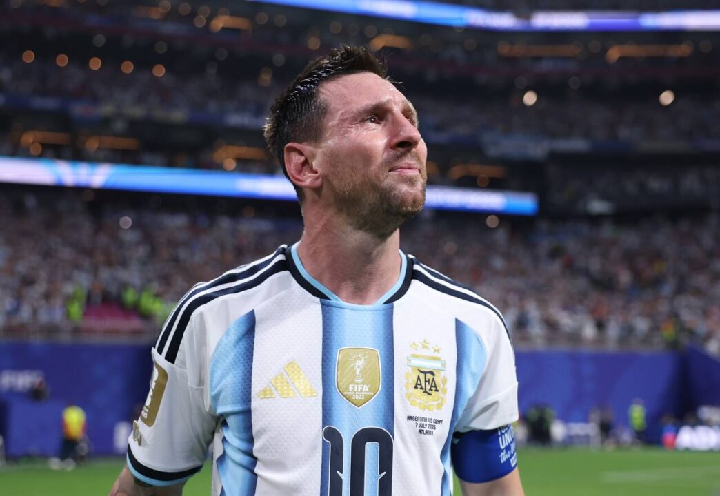 Messi é enaltecido por Ibra e Henry após brilhar novamente pela Argentina