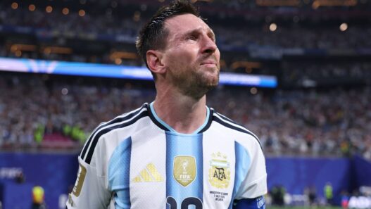 Messi é enaltecido por Ibra e Henry após brilhar novamente pela Argentina