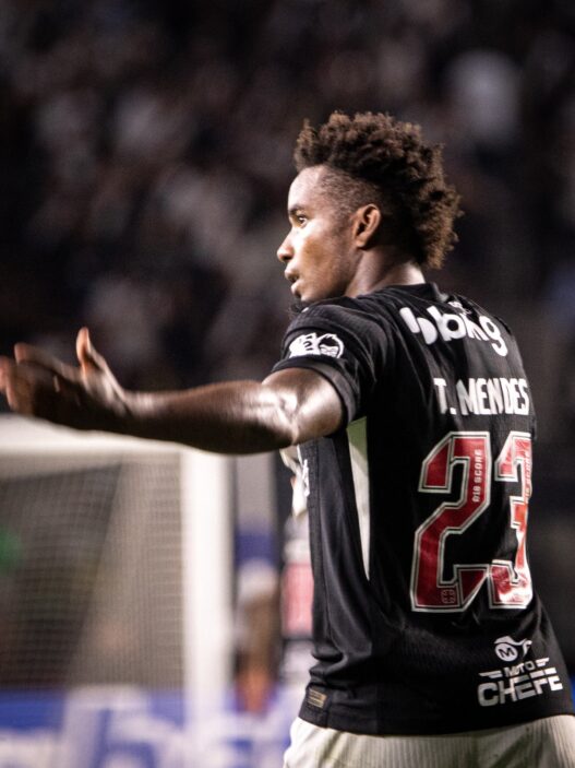 Thiago Mendes decide, Vasco vence e carimba vaga nas oitavas da Sula